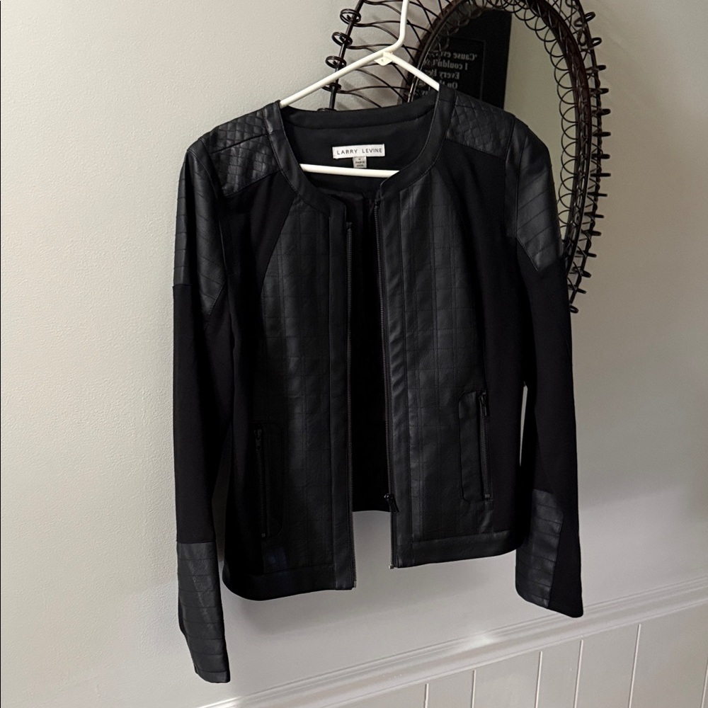Larry Levine Women's Black Leather Jacket